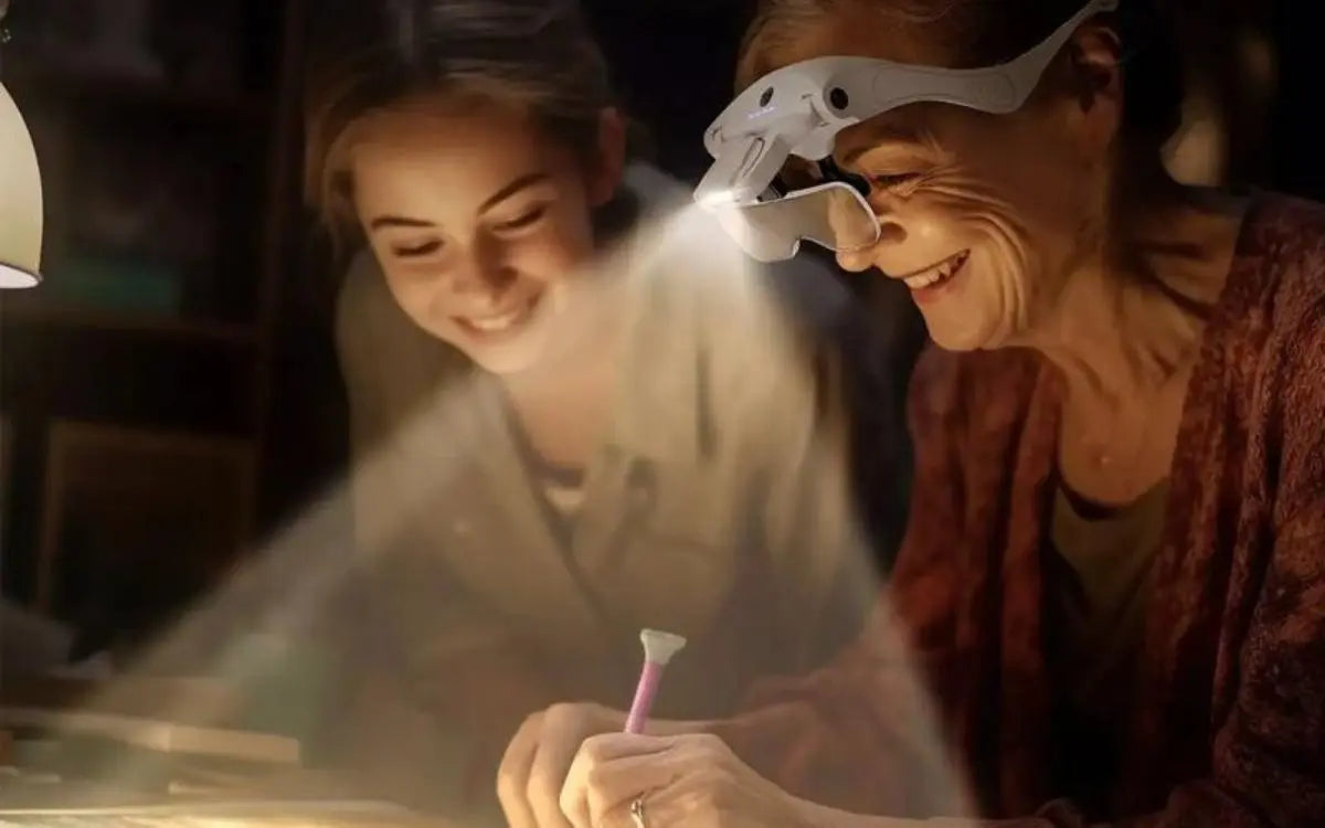 How Do Hands Free Magnifying Glasses Work