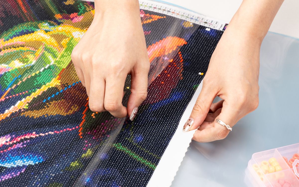 The methods to get wrinkles out of diamond painting canvas