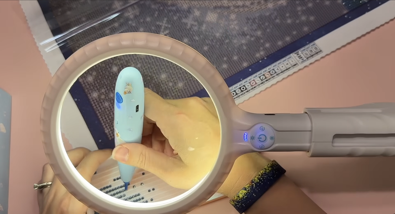 Magnifying Glass Lamp + Duck Vacuum Pen!