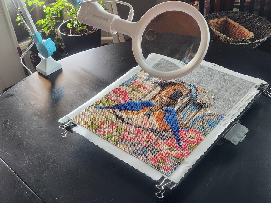 I love this. Definitely going to be a life saver for my eyes. Will also help for those numbers and letters that look so much alike. Highly recommend. Easy to assemble.